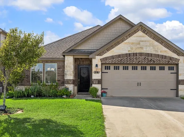 429 Lake Line Dr, Alvin, TX 77511