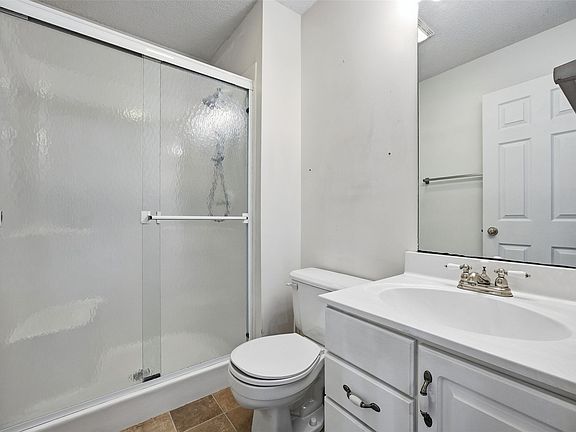 5th image of 4007 Treeline Ct NE