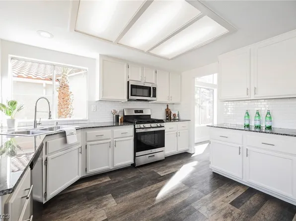 1500 Desert Ridge Ave, North Las Vegas, NV 89031