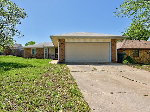 2nd image of 414 Linda Ln
