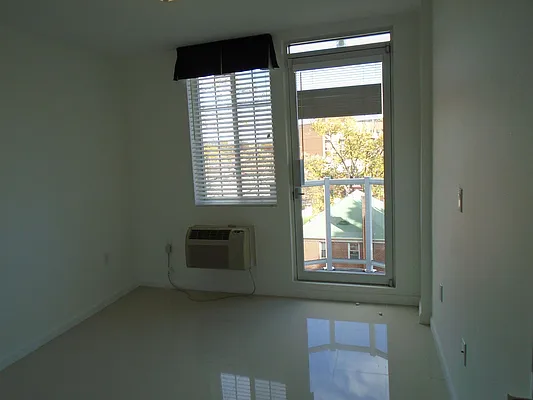 Rented by 18 REALTY | media 6