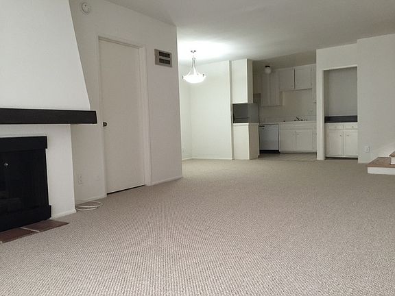 2nd image of 1419 S Bentley Ave APT 106