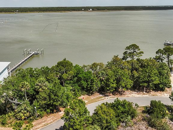 5th image of 262 Sea Lavender Ln