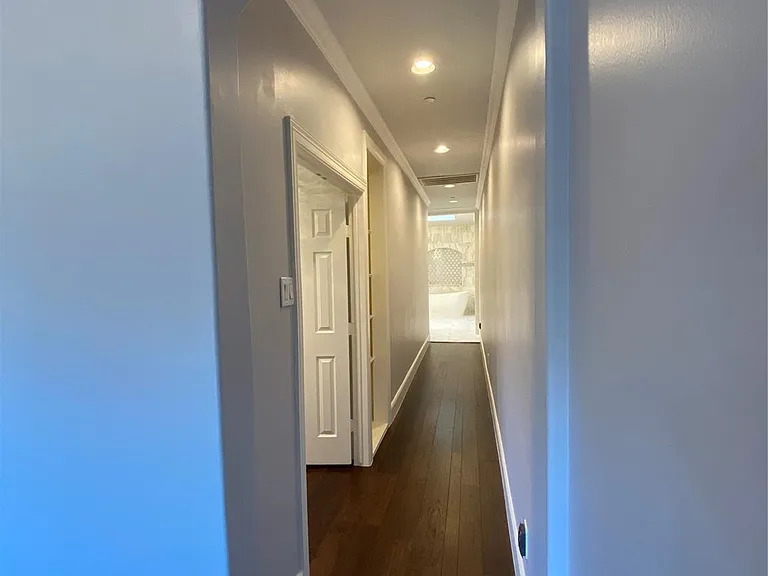 1012 Crocker St — Photo 31