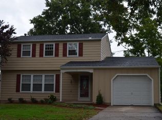 31 W Kennedy Dr, Clementon, NJ 08021