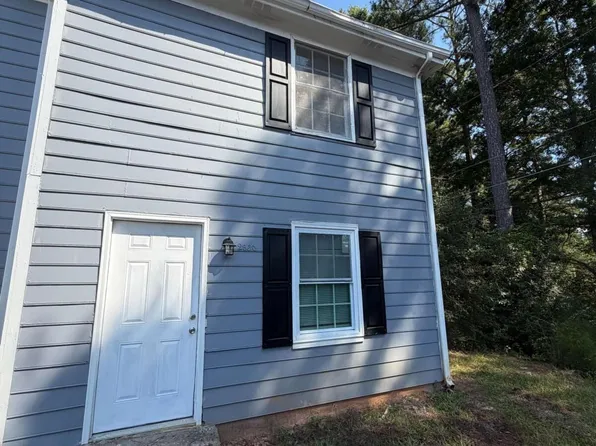 2630 Evans Mill Dr, Lithonia, GA 30058
