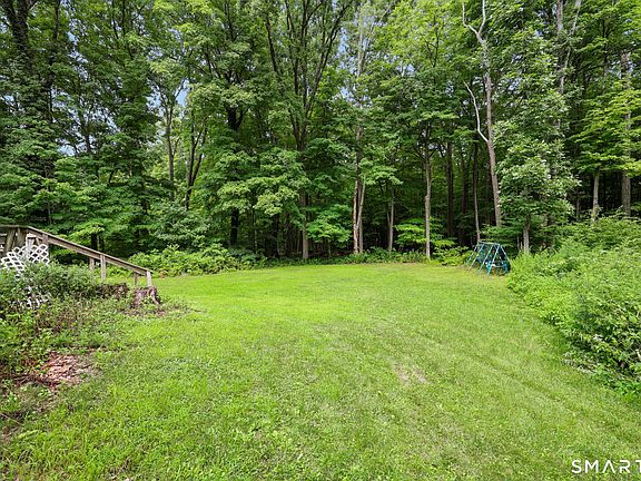 4th image of 62 Old Farms Road
