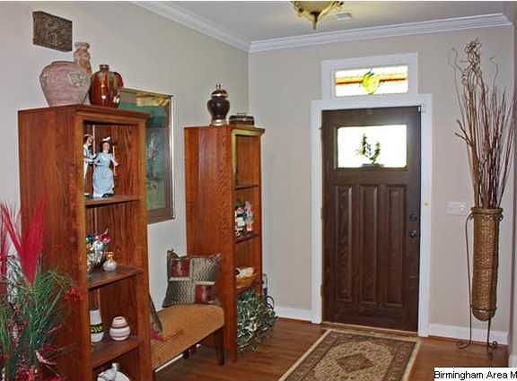 2nd image of 1000 Brook Dr