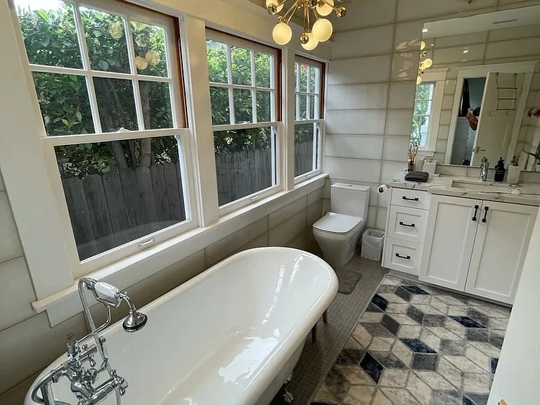 1524 N Sierra Bonita Ave — Photo 31