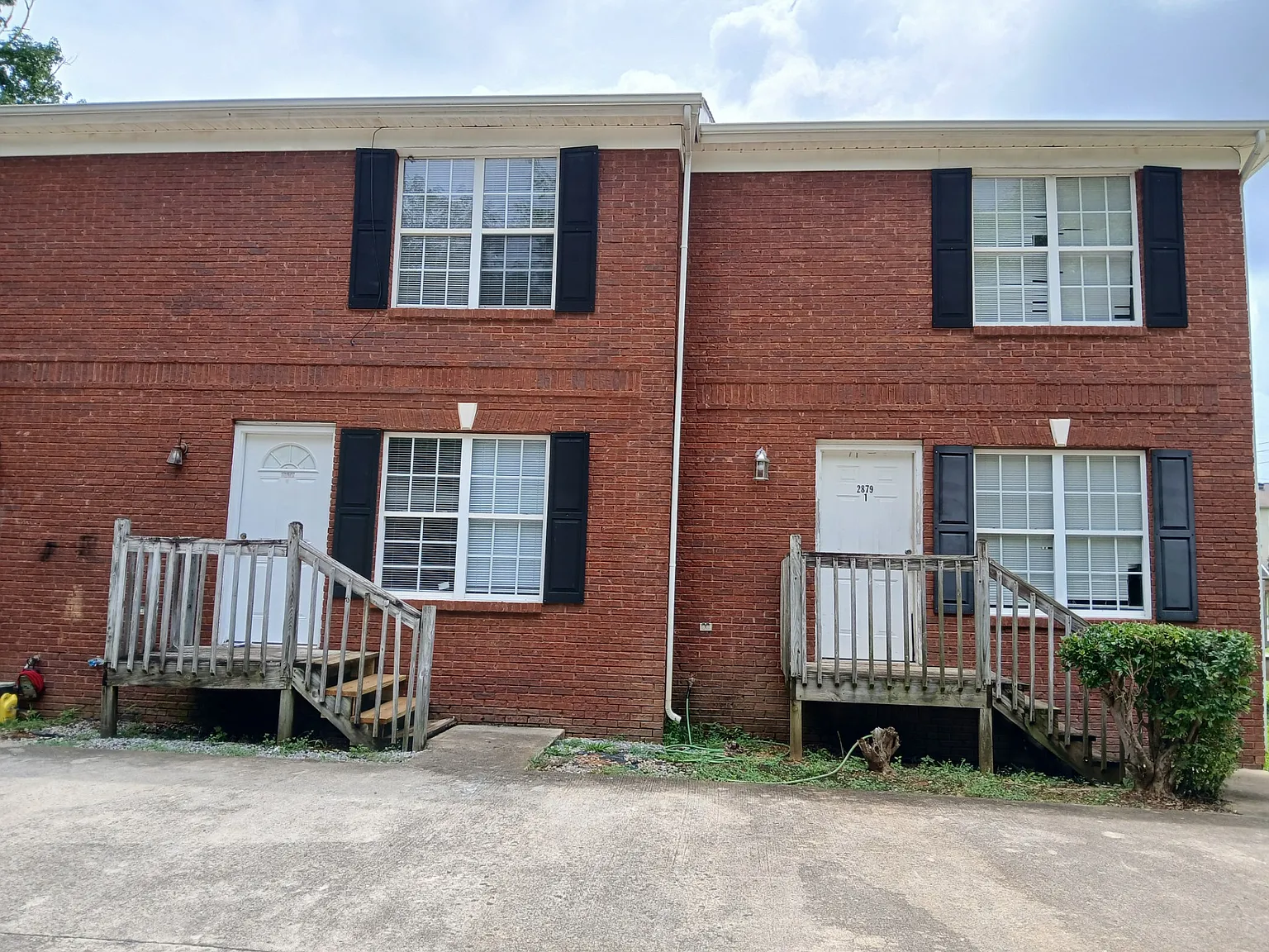 3 bed, $1,200 — Photo 1