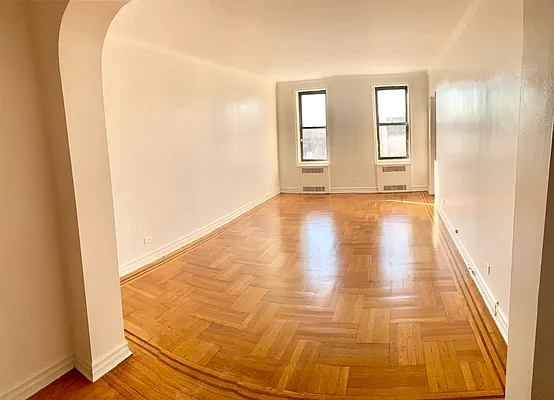 Rented by RealTegrity NY LLC | media 17