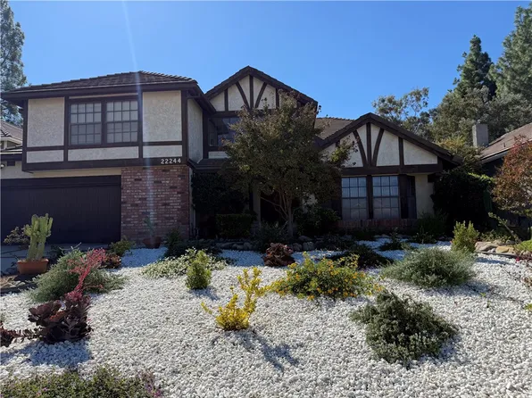 22244 Craft Ct, Calabasas, CA 91302