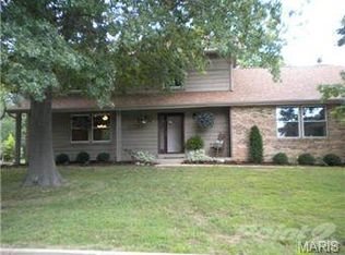 42 Marquette Dr, Lake Saint Louis, MO 63367