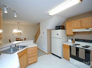 2225 Ranchview Ln N UNIT 3, Plymouth, MN 55447