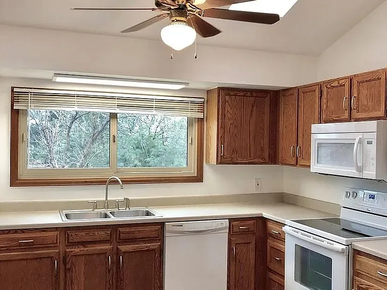 10792 Grove Ln — Photo 10