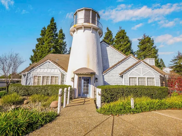 401 Lighthouse Dr, Vallejo, CA 94590