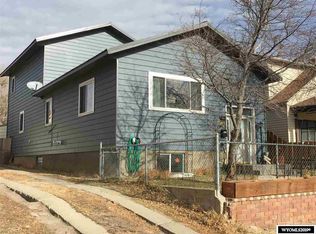 117 W Buffalo St, Rawlins, WY 82301