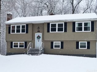 238 Willowcrest Drive, Windsor, CT 06095