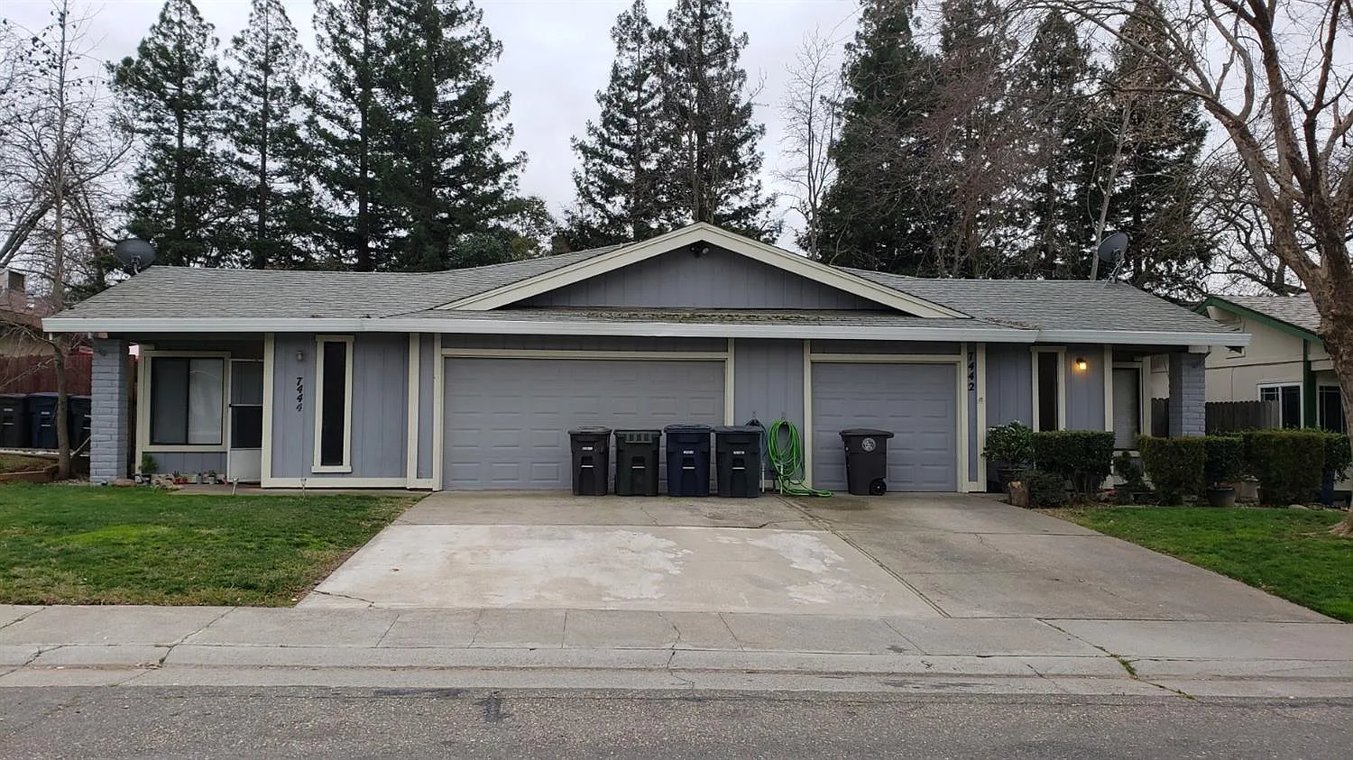 7442 Gallant Cir photo 1
