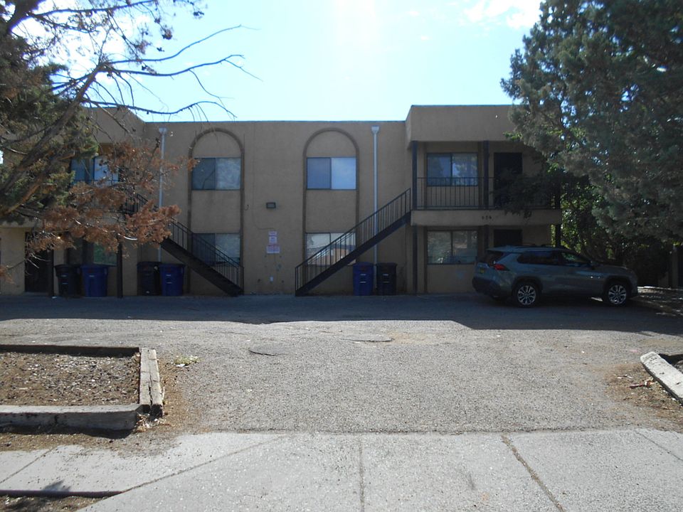 1st image of 404 Dunes Ct SE #B