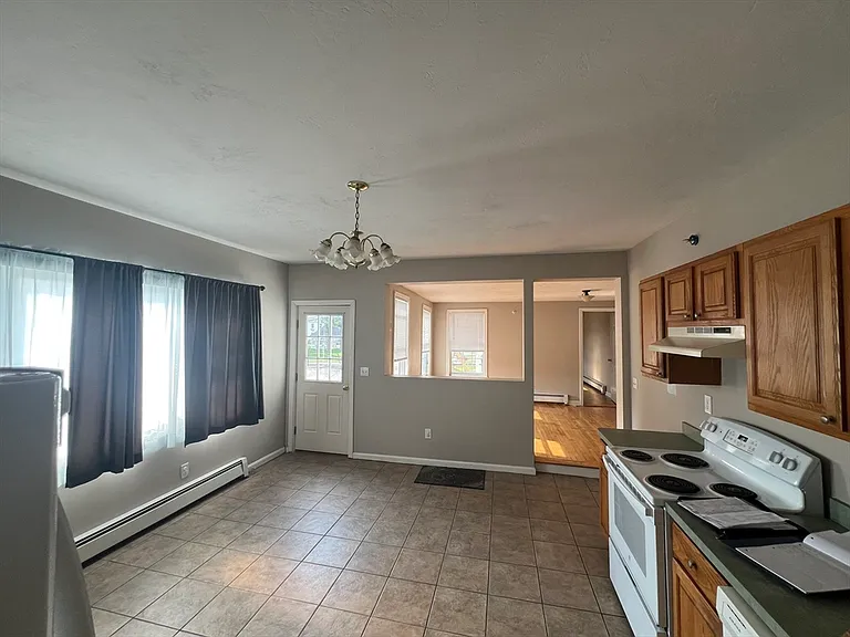 241-243 Main St #1 — Photo 7