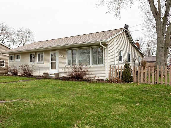 2nd image of 141 Larkmont Dr
