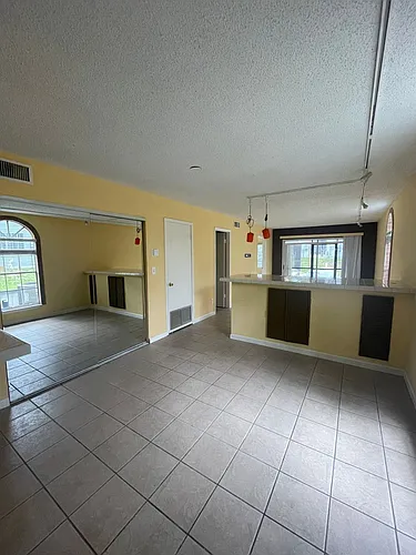 313 Dirksen Dr Photo 1