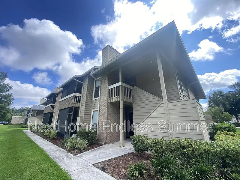 10200 Belle Rive Blvd — Photo 1