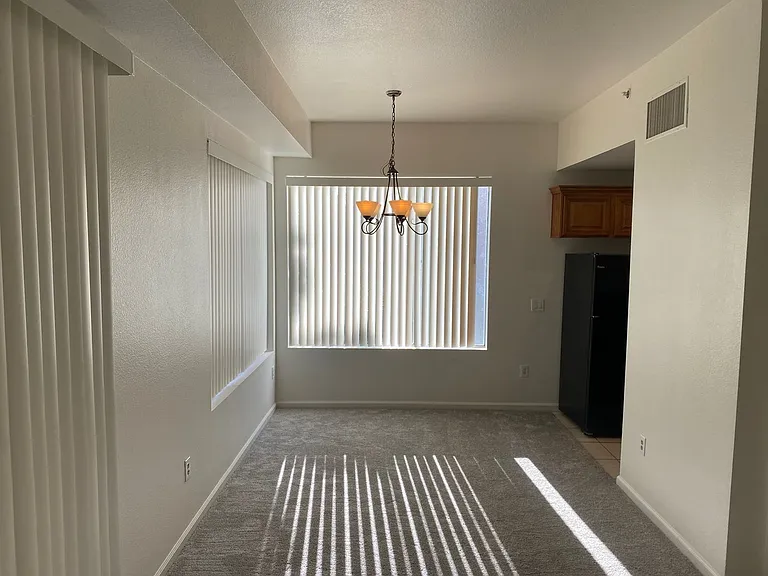 27 E Agate Ave #203 — Photo 4