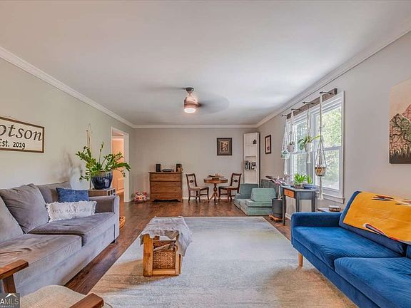 2nd image of 20 Mitchell Cir SE