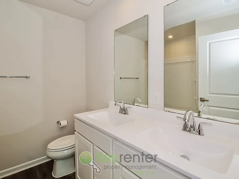 3198 NW Edgemead Cir #D — Photo 17