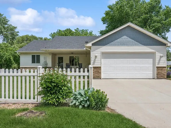413 W 4th St, Monticello, MN 55362