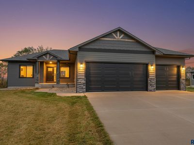 1005 N McCormick St, Lennox, SD, 57039