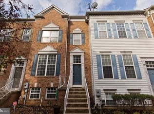 6039 Ricketts Walk, Alexandria, VA 22312