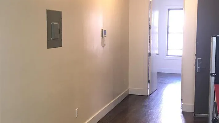 Rented by Nooklyn NYC LLC | media 14