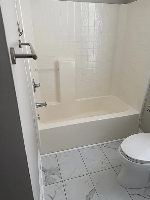 2 bed, 1300 sqft, $1,625 — Photo 4