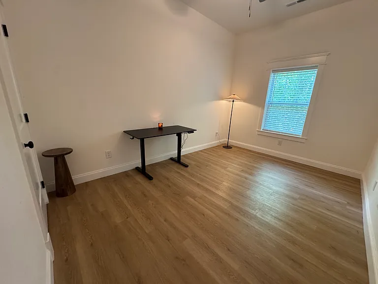 2102 Bernhurst Dr — Photo 15