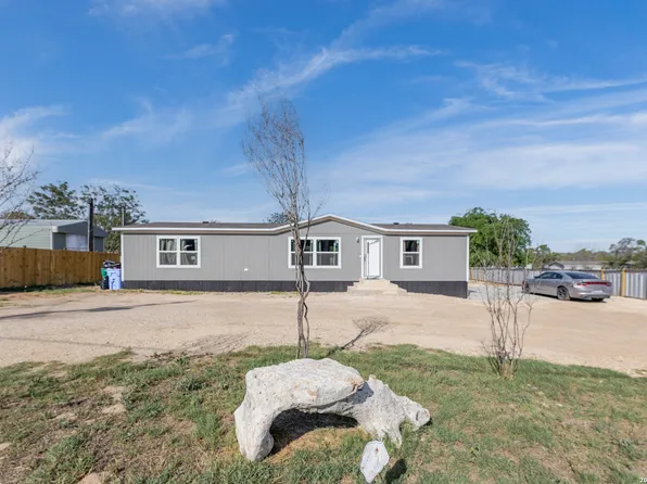 22819 Copper Canyon, Elmendorf, TX 78112