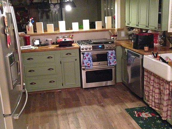 2nd image of 3605 Yellowstone Dr