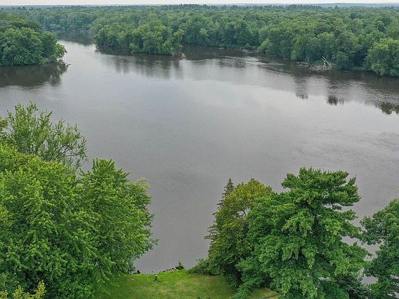 5th image of 522 S Biron Dr
