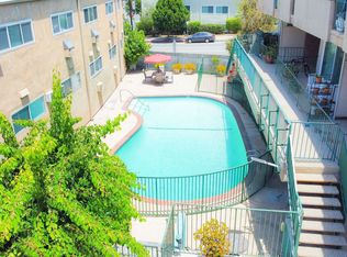 17320 Burbank Blvd #47, Encino, CA 91316