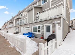 522 Cornish Rd #320, Saskatoon, SK S7T0Z4