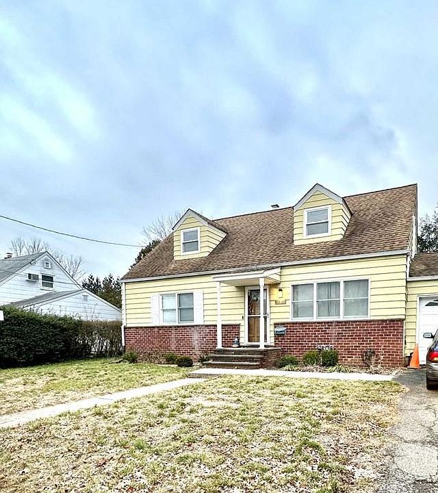 1st image of 18-12 Greenwood Dr #1X