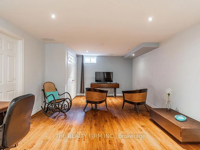 320 Ambleside Dr #30 — Photo 27