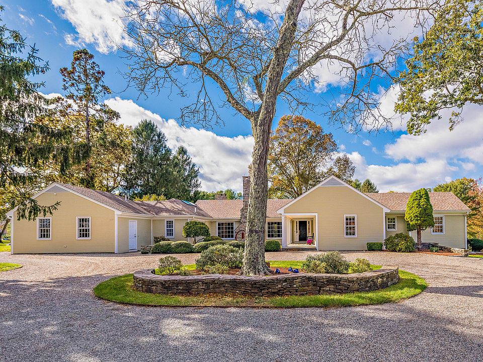 1st image of 455 Stonington Road
