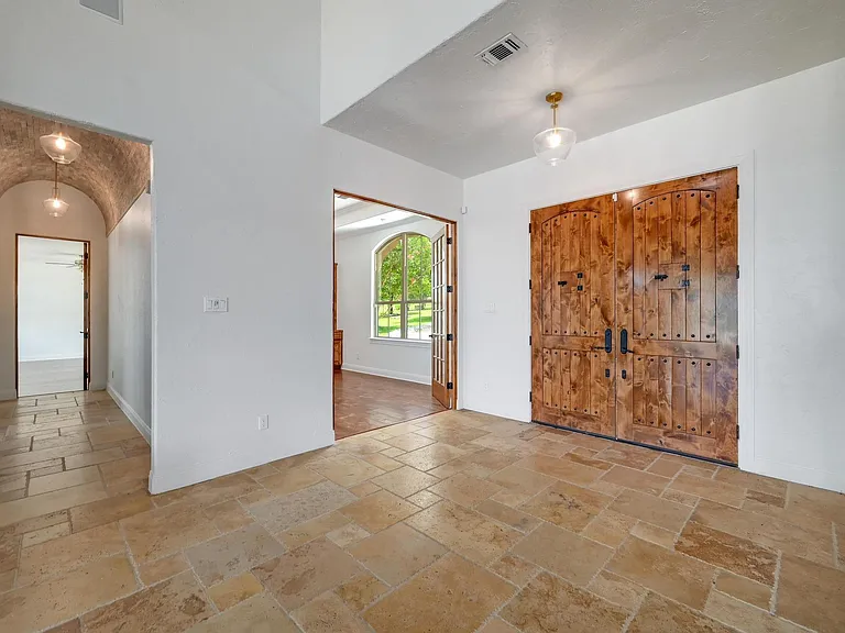 144 Serene St — Photo 33