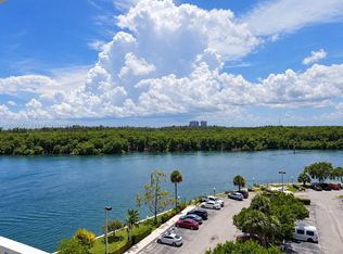 500 W Bayview Dr #621, North Miami Beach, FL 33160