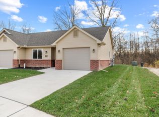 5401 Volterra Dr, Monroe, MI 48161