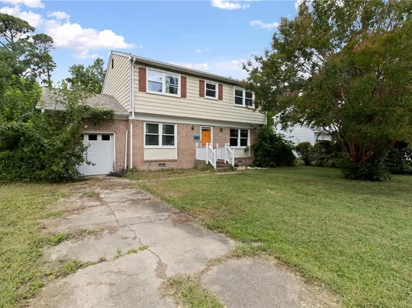 4 Colgate Cir, Hampton, VA 23664
