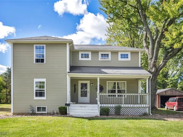 671 N Main St, Wellington, OH 44090